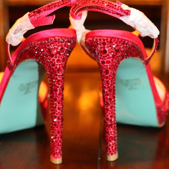 FINAL OFFER! - NWT Betsey Johnson Red Sparkle Blue Heels - 10 - Picture 14 of 15